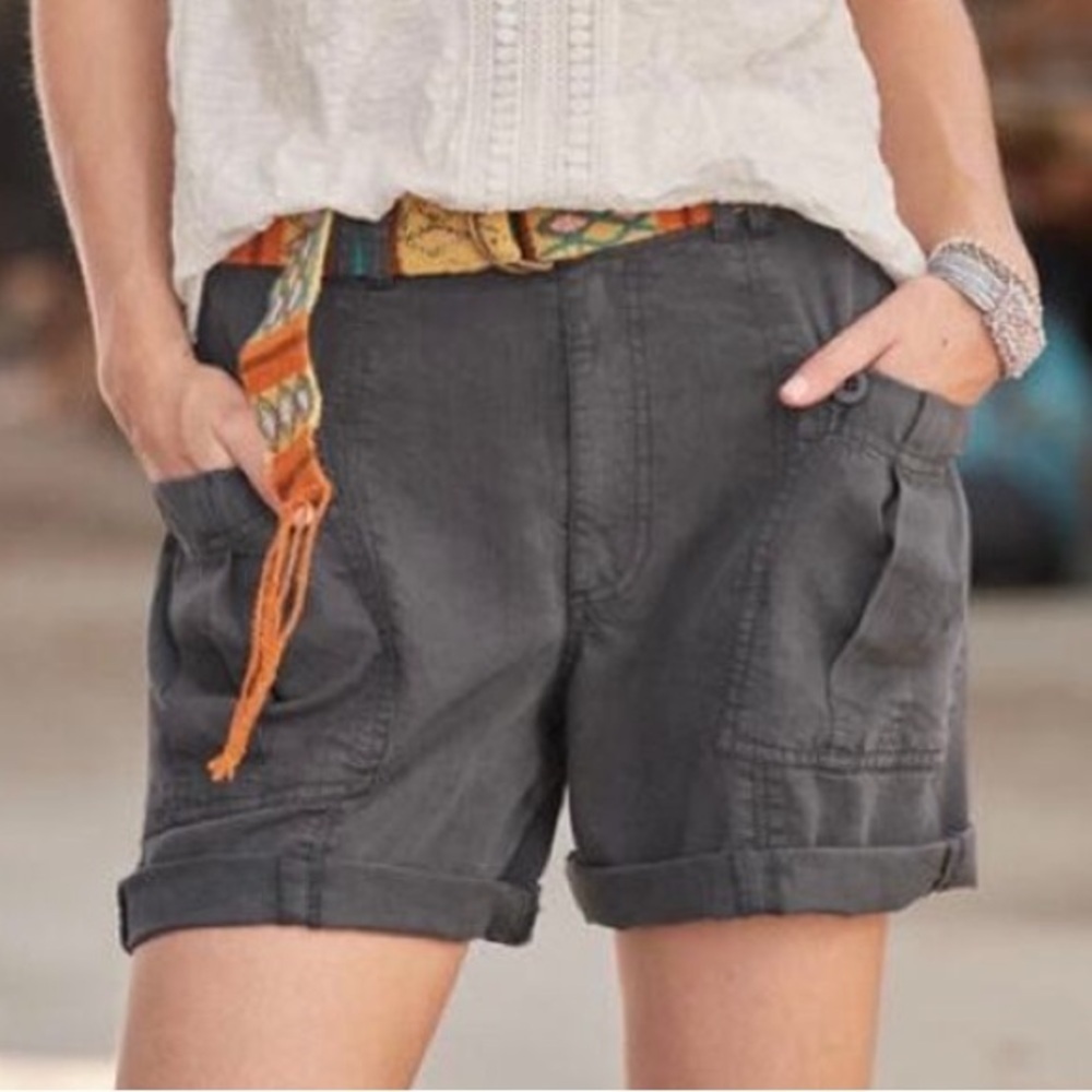 NWT SUNDANCE CARGO TENCEL SHORTS SIZE 14